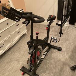 Schwinn IC3 Indoor Cycling Bike Spin Bike for Sale in Houston TX