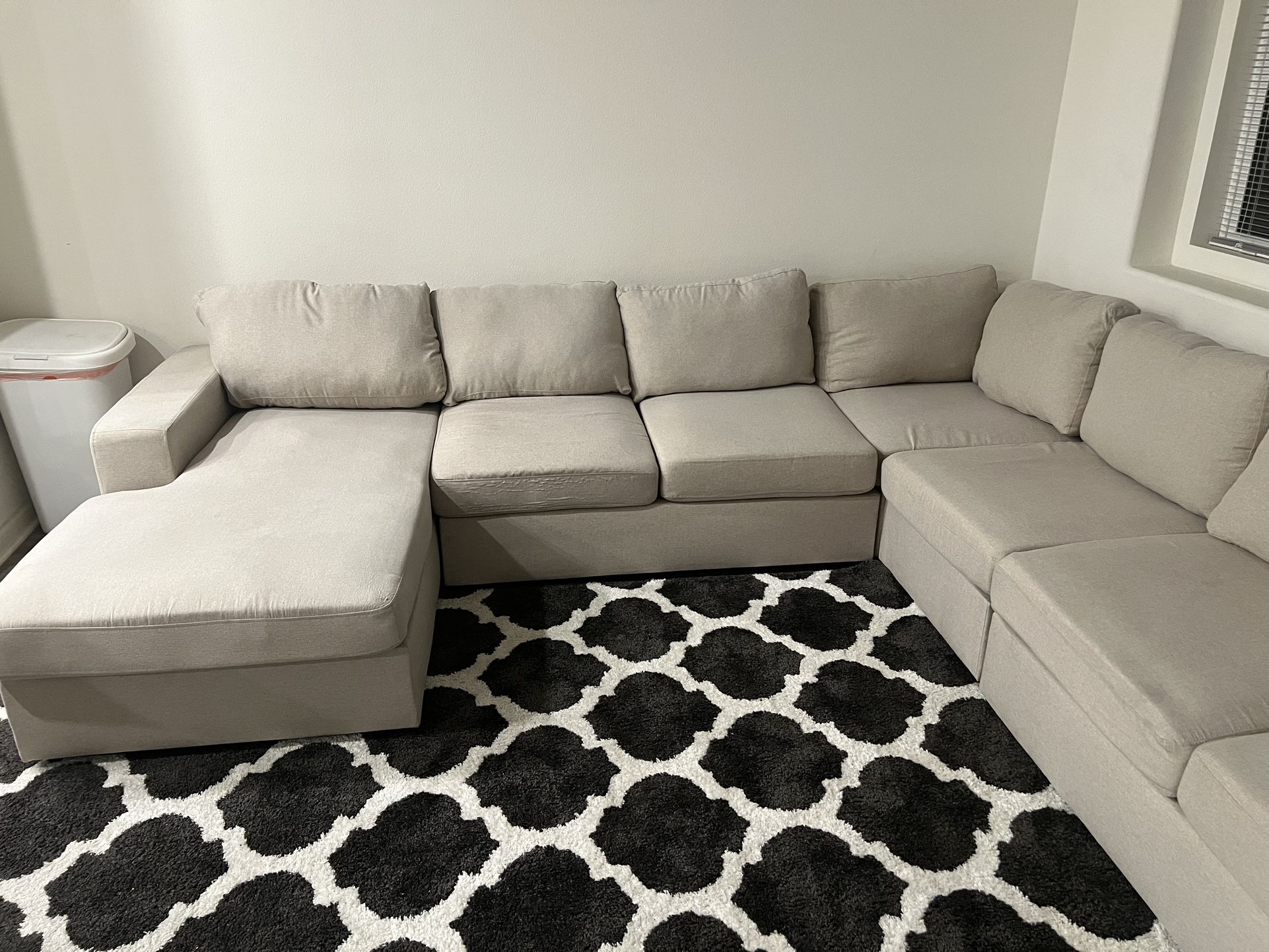 Grey Upholstery Linen Sectional Sofa