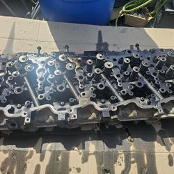 Paccar cylinder head