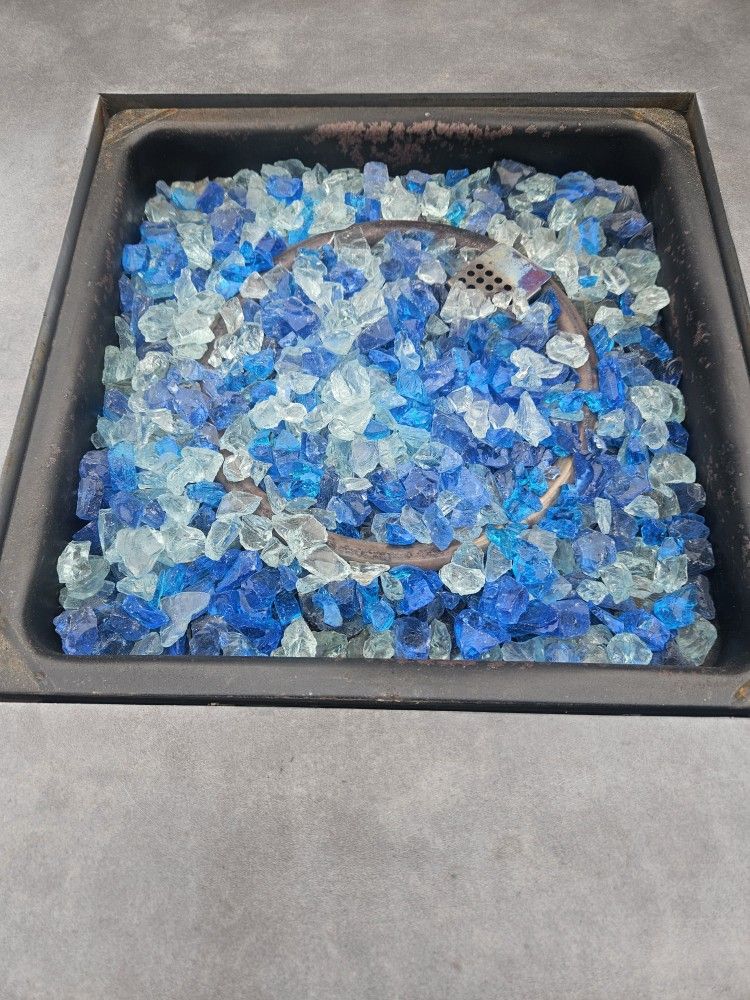 Firepit with optional Propane Tank