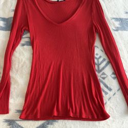 Venus Women’s Long Sleeve Size M