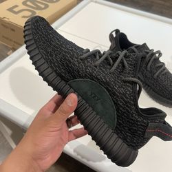 Adidas Yeezy 350 “Pirate Black” 9 Mens $300