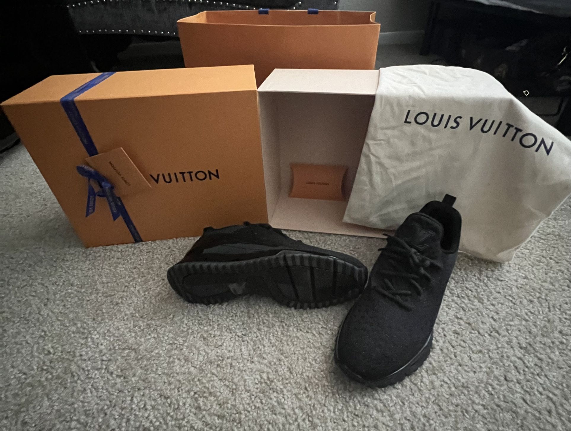 Authentic Black Louis Vuitton VNR Knit Sneakers for Sale in Houston, TX -  OfferUp