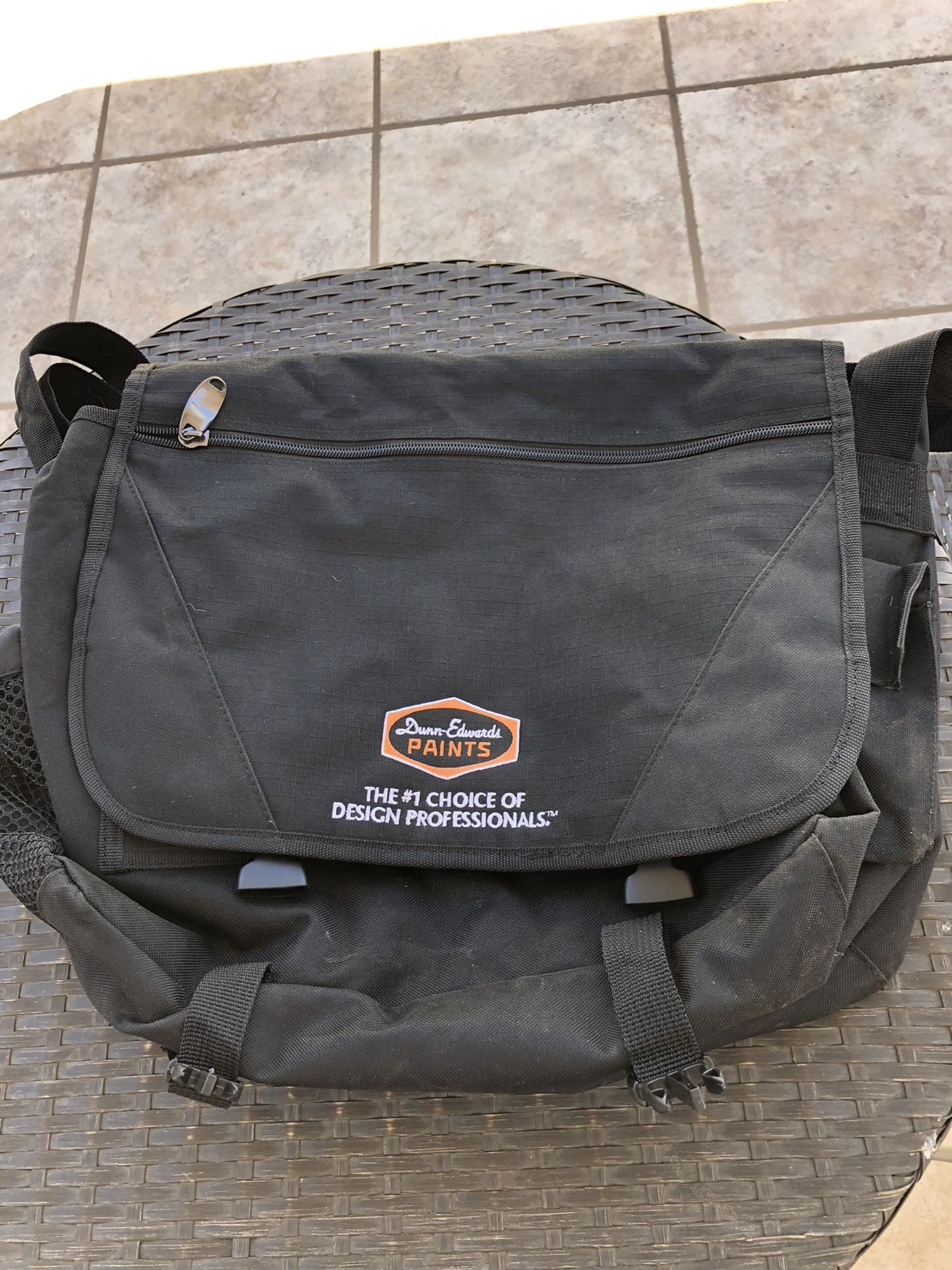 Messenger bag