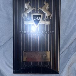 Layton Royal Essence 