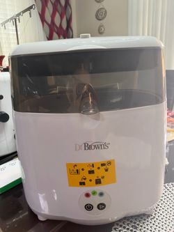 Baby bottle sterilizer