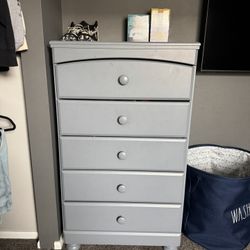 5 Drawer Tall Dresser