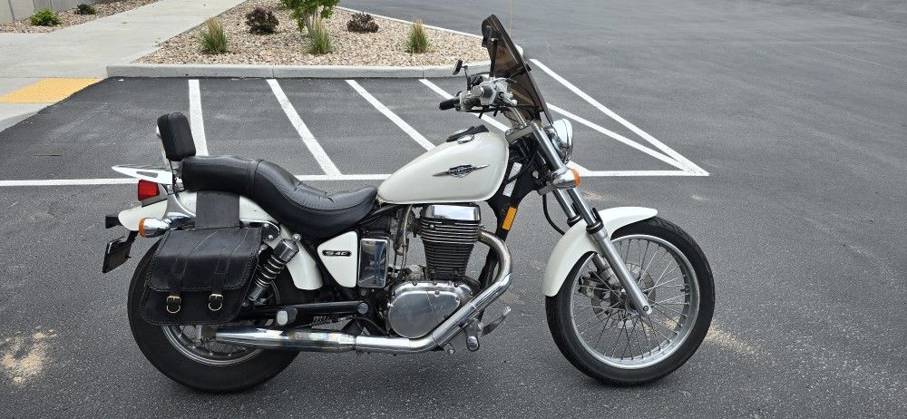 2005 Suzuki Boulevard S40