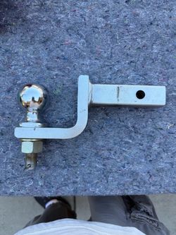 Tow hitch