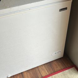 MagiccChef Chest Freezer