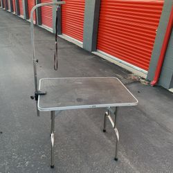 Dog Grooming Station / Table 