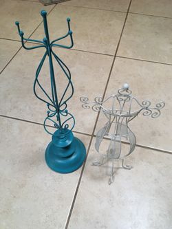 Standing Jewelry Organizers