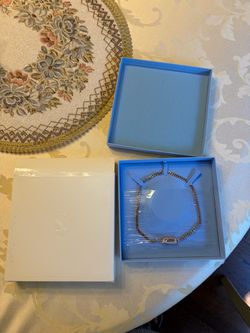 Swarovaski gold Chain Necklace in Gift Box