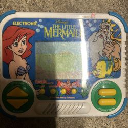 Little Mermaid Handheld Game