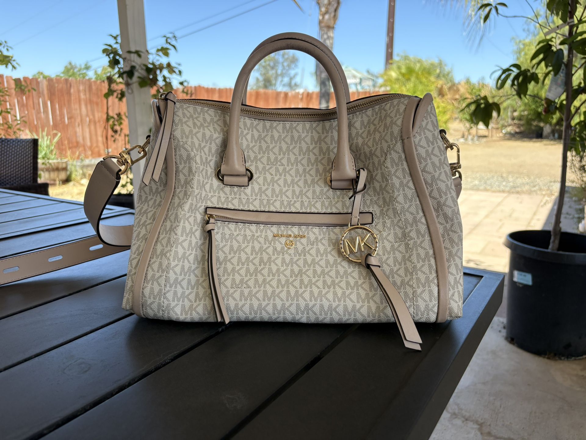 Michael Kors Carine Leather Purse