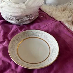 Vintage Queens Brocade Fine China from Japan Lacey Flower mini bowls