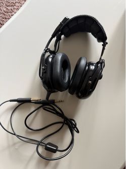 PILOT HEADSET AV COMM