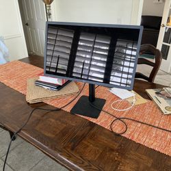 LG Ultrafine 4K 24” Display