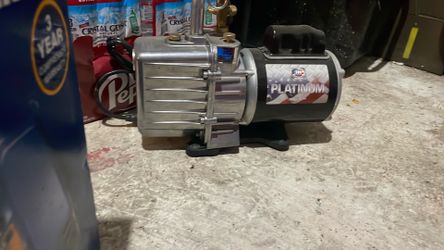 Vacuum pump
