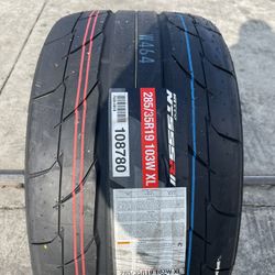 285 35 19 Nitto NT555 R2