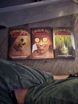 Cirque Du Freak Book Set by Darren Shan