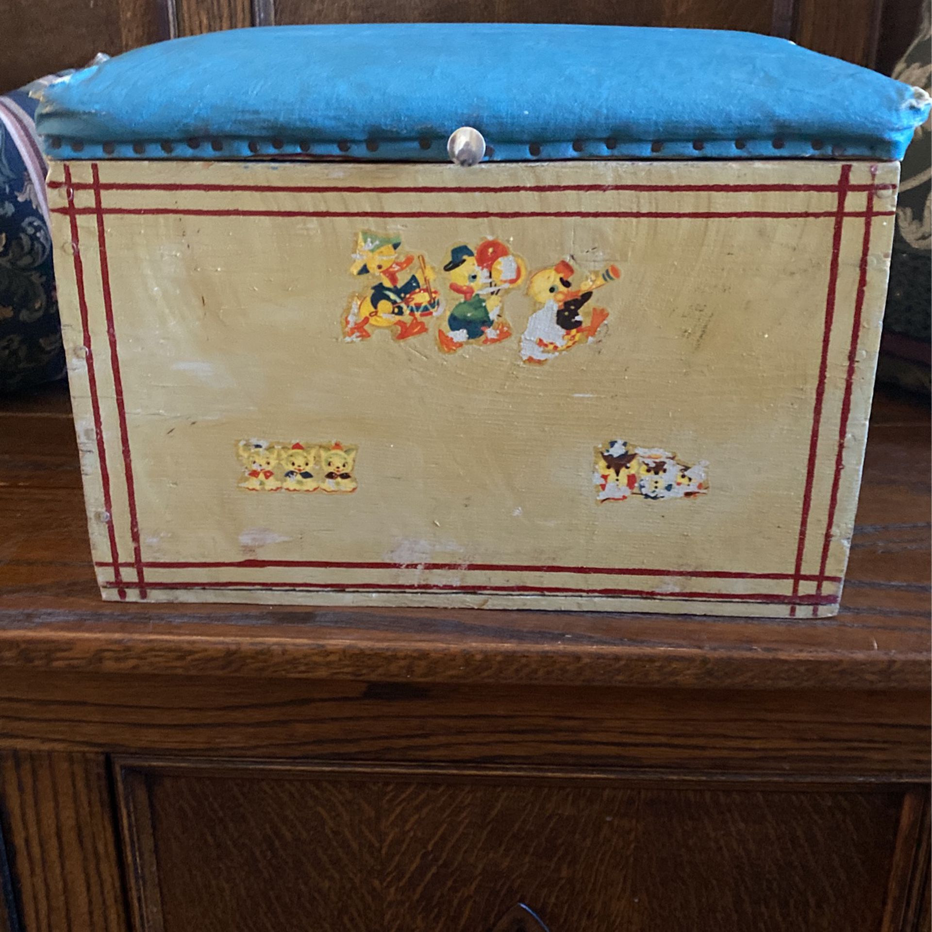 Handmade Toy Box With Seat
