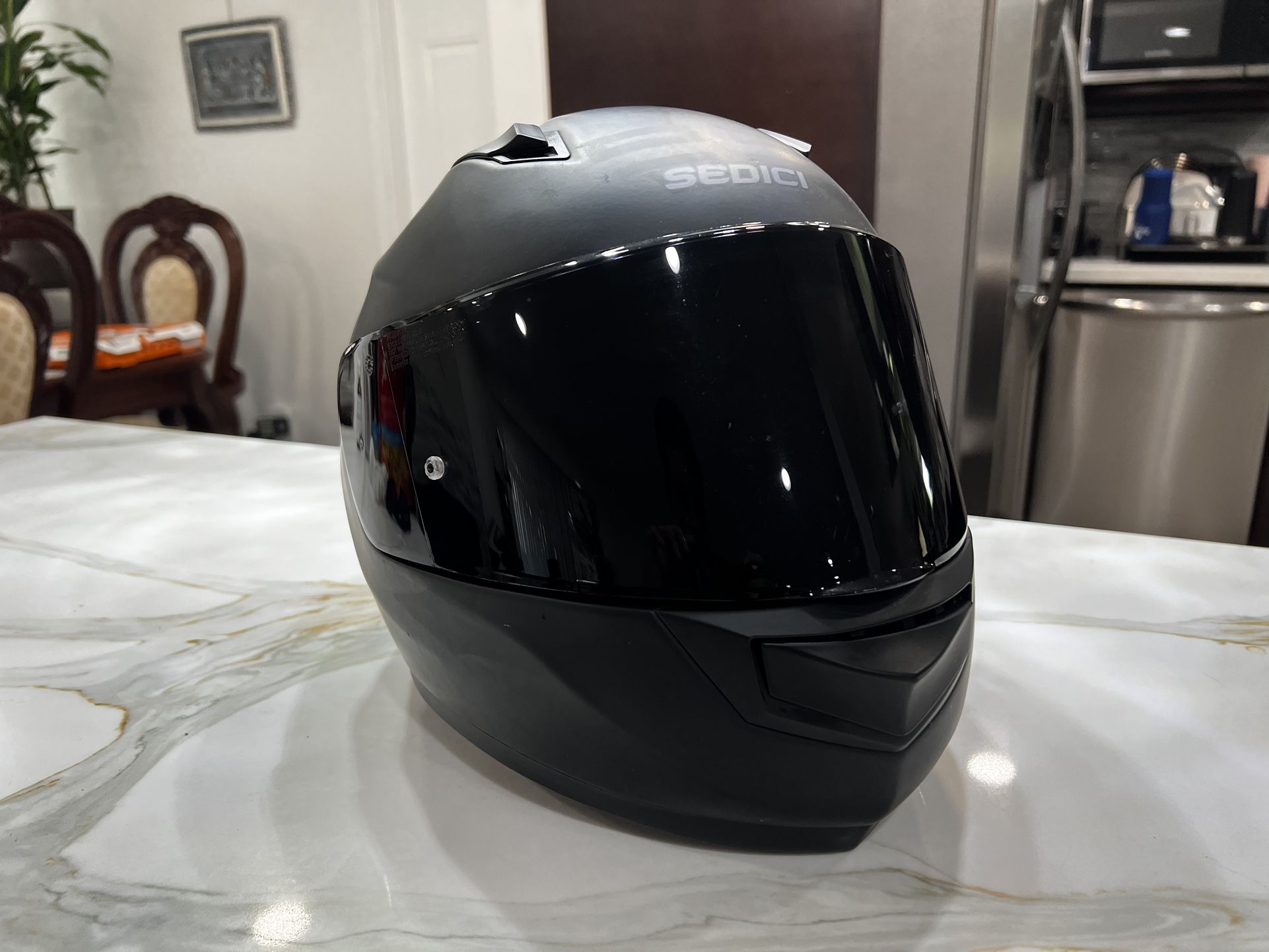 Sedici Strada 2 Parlare Bluetooth Motorcycle Helmet Size Medium
