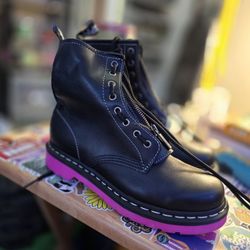 Women's Dr. Martens 1460 Pink Sole Wanama Leather Jungle Zip Boots Size 7