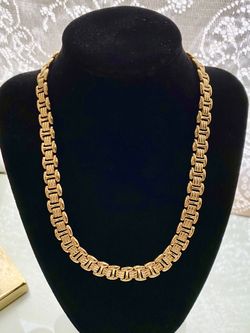 Vintage Gold Tone Link Statement Necklace