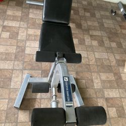 Gym Bench 35ave/Glendale