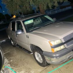 2005 Chevrolet Avalanche