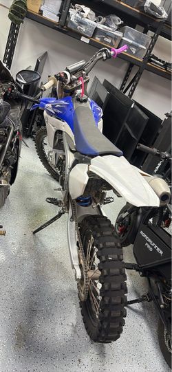 Yamaha YZ450F Dirt Bike