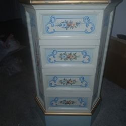 Vintage Corner Piece 