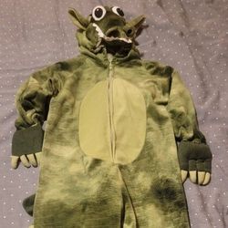 Costume
