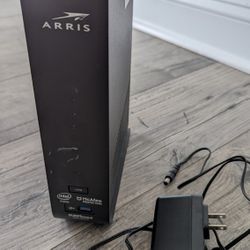 Arris Surfboard docsis 3.0 cable modem wi-fi router