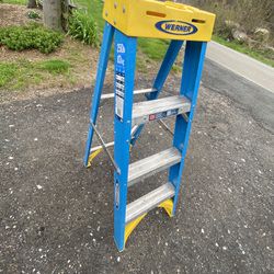 Werner 4” Ladder, Like New 
