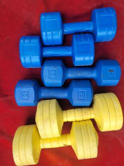 PLASTIC DUMBBELLS. 5s. 8s. 10s 
11525 S HALSTED DUNKIN DONUTS 
20$  CASH ONLY AS IS