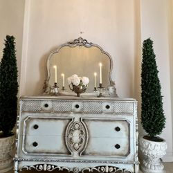 Beautiful Vintage Dresser