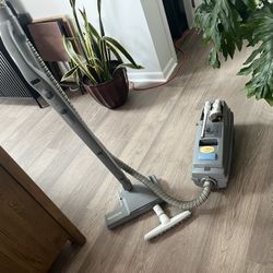 Vacuum 