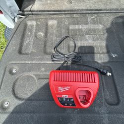 New Milwaukee 12v Charger