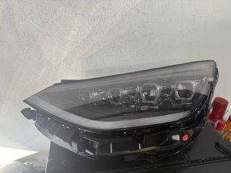 HYUNDAI SONATA LEFT HEADLIGHT 2022