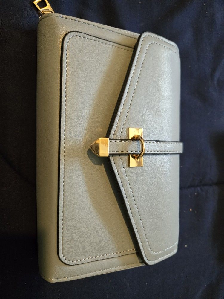 Clutch handbag