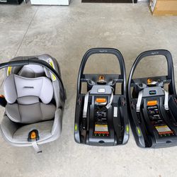 Chicco Keyfit35 Car Seat + 2 Bases