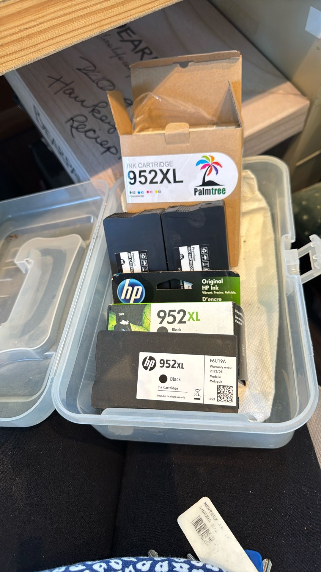 HP Ink cartridges 952XL (4)
