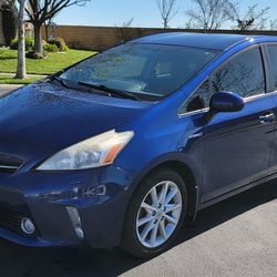 2013 Toyota Prius V
