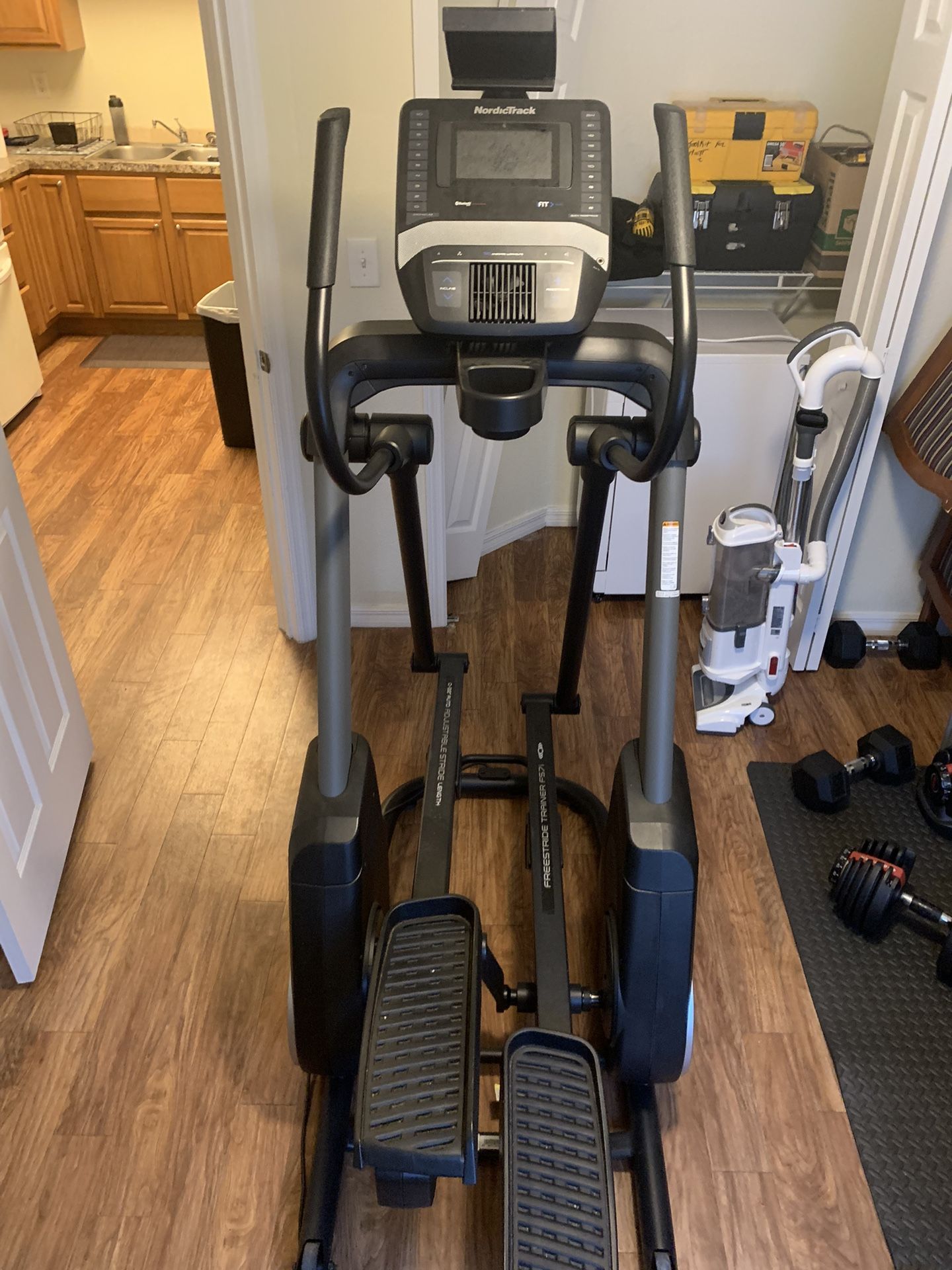 Nordictrack freestride Trainer Elliptical
