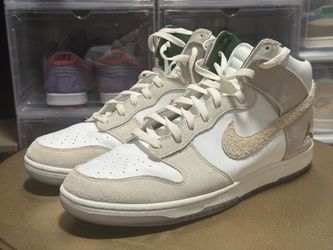 Nike Dunk Gold Mountain Sz 15 VNDS