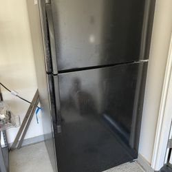 Kenmore Refrigerator 