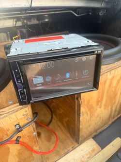 Pioneer Double Din DVD Car Stereo