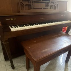 1998 Yamaha Piano